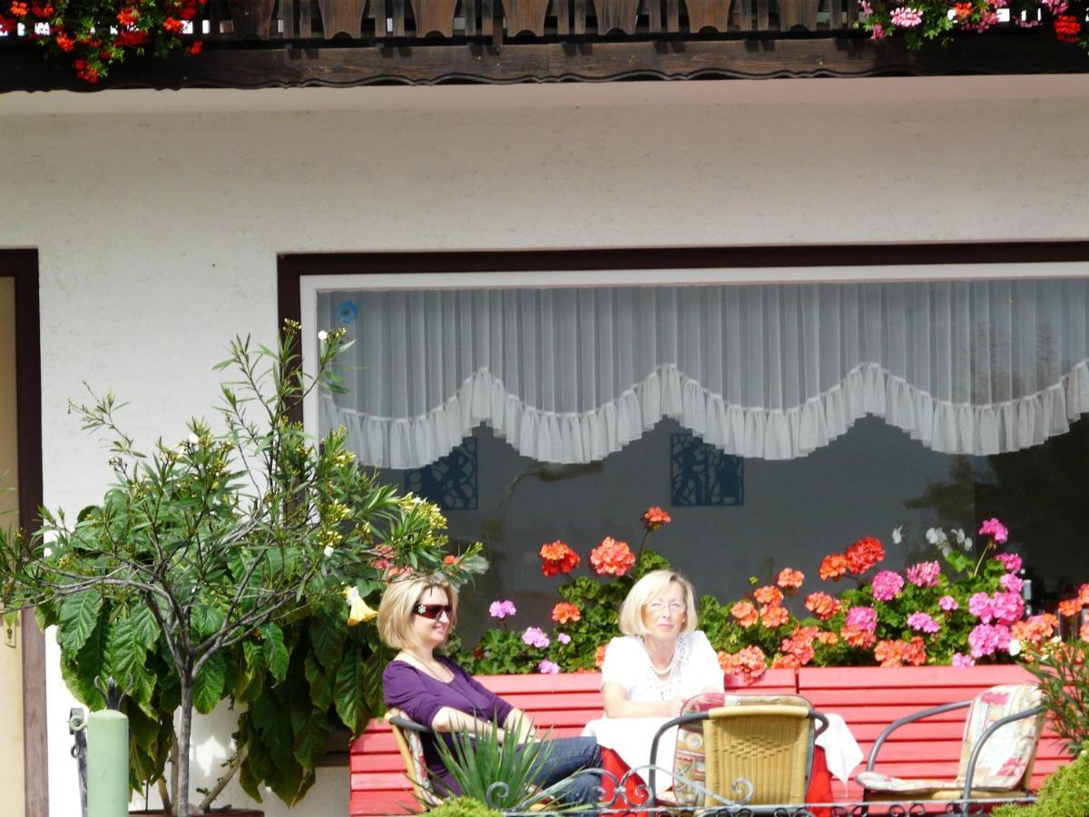 Apartamento Gaestehaus Karawankenblick Drobollach am Faakersee Exterior foto